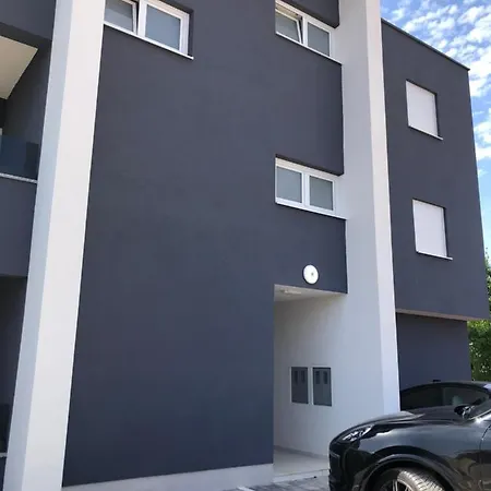 Adria-appartment-island-vir #sea #beach #wifi #privateparking #netflix * Vir