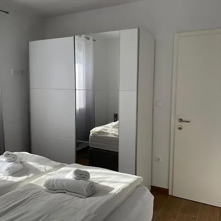 Apartment Adria-appartment-island-vir #sea #beach #wifi #privateparking #netflix