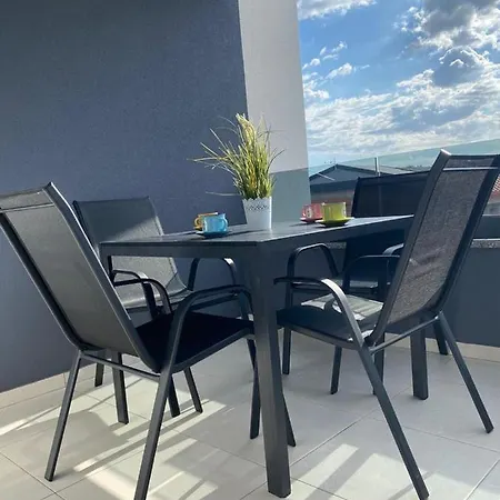 Adria-appartment-island-vir #sea #beach #wifi #privateparking #netflix