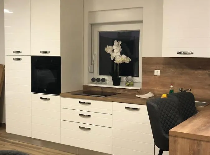 Adria-appartment-island-vir #sea #beach #wifi #privateparking #netflix Apartamento *