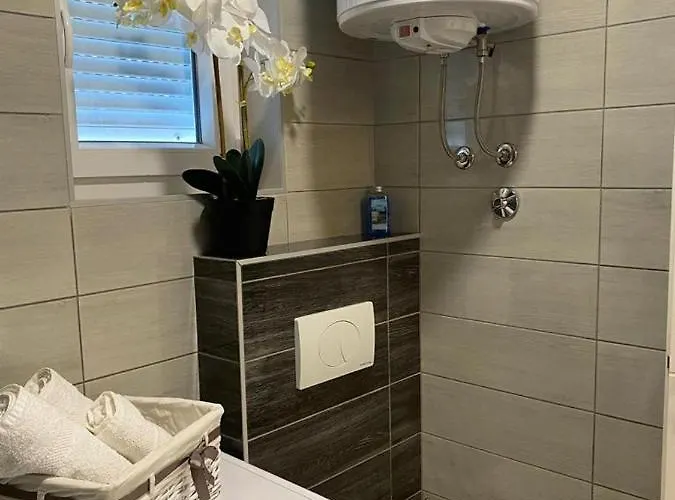 Apartament Adria-appartment-island-vir #sea #beach #wifi #privateparking #netflix *